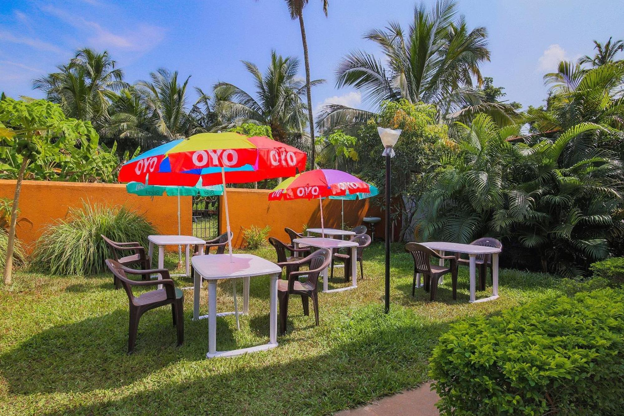 Super Hotel O The Goan Courtyard Colva Esterno foto